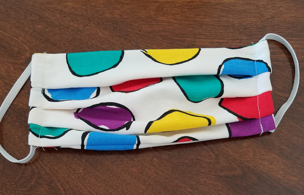Print with color circles on reusable facemask